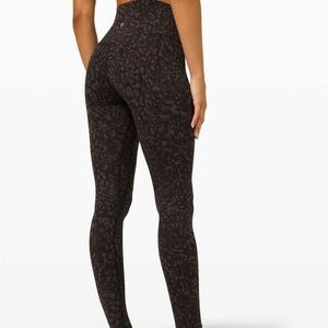 Lululemon Wunder Under High-Rise Tight 28